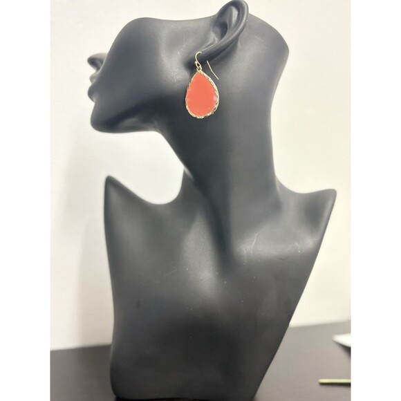 Dangle Pierced Earrings Barbie Salmon Pink Enamel Gold Teardrop Retro Soft Girl - Picture 3 of 6